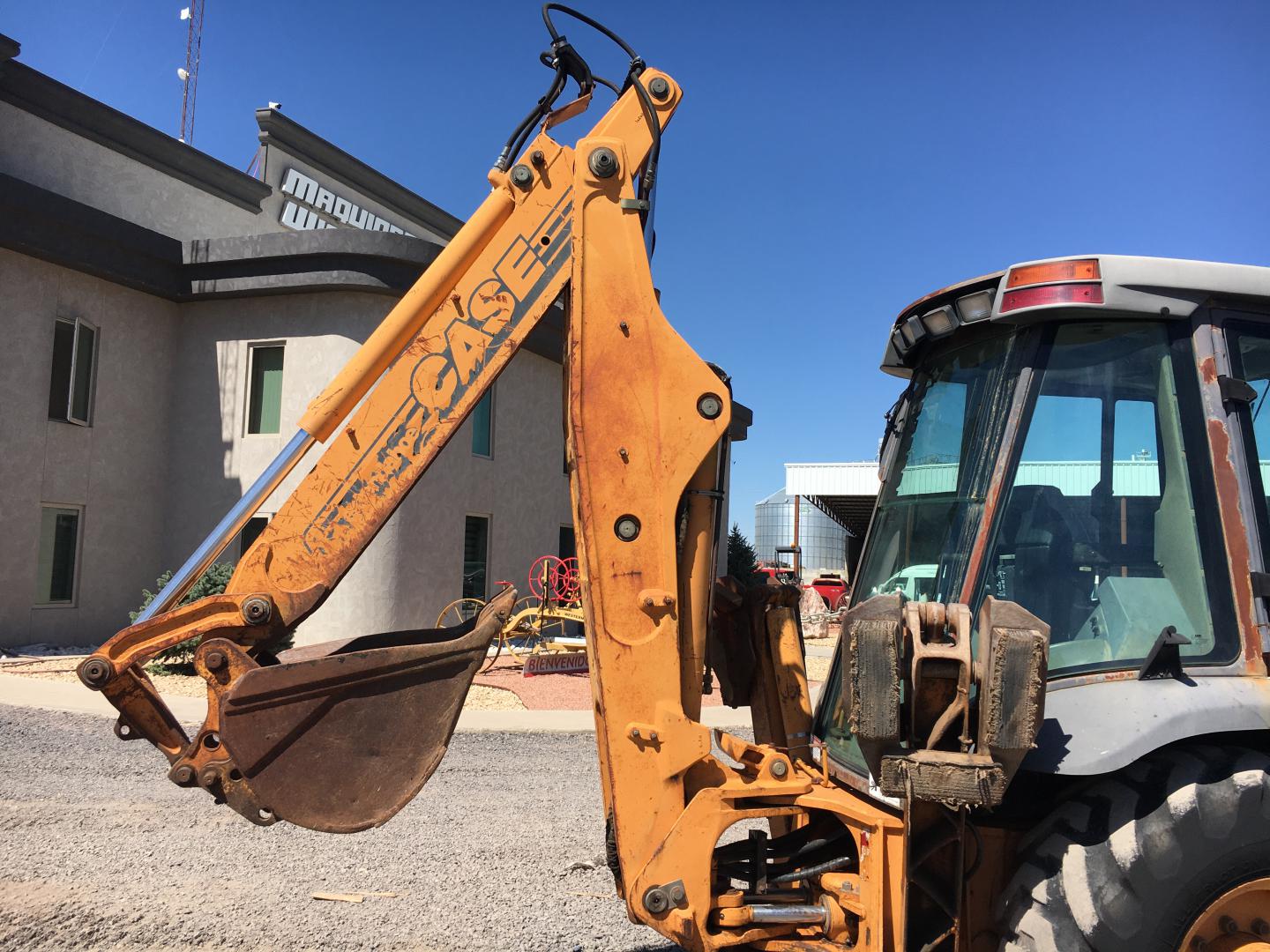 ./imagenes/INVOICE/2019/17132/RETROEXCAVADORA CASE 580SL (5).JPG